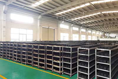 蜂窩活性炭倉庫